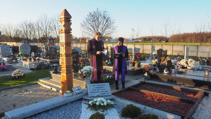 Halasi András síremlékének megáldása Halasi András síremlékének megáldása