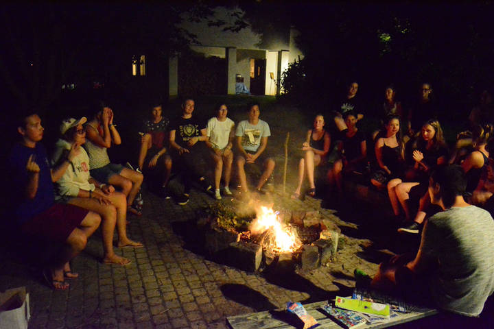 Ifjúsági tábor Balatongyörökön Ifjúsági tábor Balatongyörökön