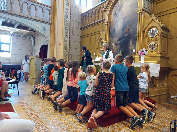 Tborzr, gylekezeti tanvzr istentisztelet