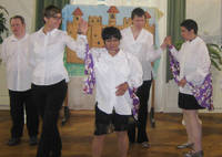 Tavaszi fesztiválon jártak a Johanneum lakói Tavaszi fesztiválon jártak a Johanneum lakói