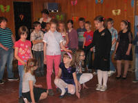 Diákok is köszöntötték az édesanyákat Diákok is köszöntötték az édesanyákat